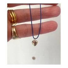 Hjertevedhæng i guld ❤️
.
.
#dåbsgave #gaventilhende #fødselsdagsgave #bryllup #barselsgave #konfrimation #gave #kærlighed #❤